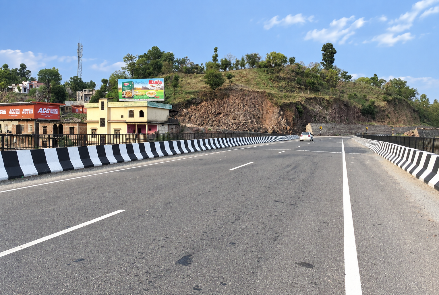 Rajouri Chatyari advertising site
